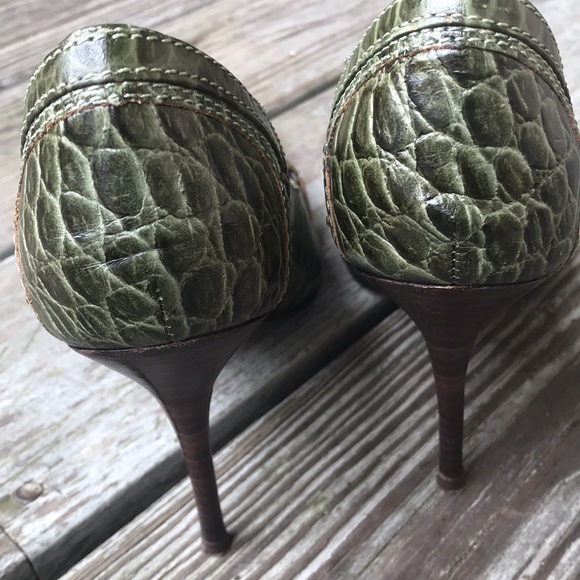 Super sexy alligator print pointy toe pump - Picture 6 of 7